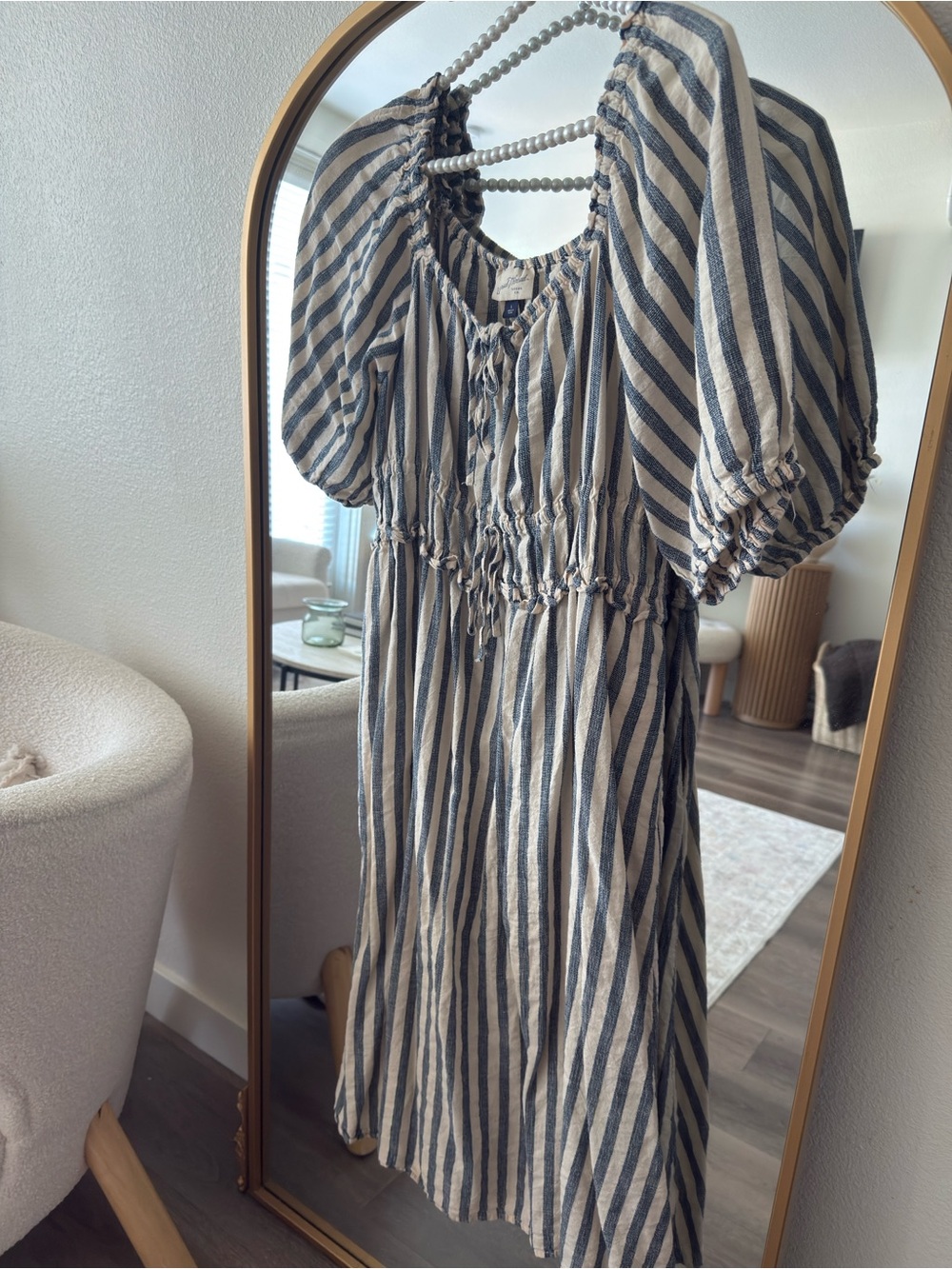 Universal Thread Navy and Cream Striped Puff-Sleeve Midi Dress